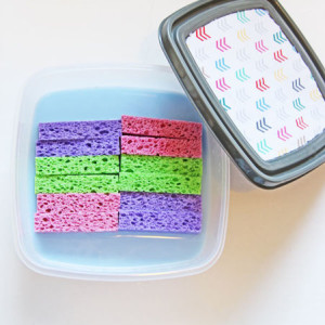 How to Make Your Own Dryer Sheets at Home! Great for the Environment and Budget-Friendly! fabric softener sponge cheap easy cleaning home laundry
