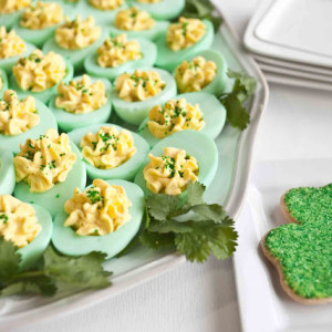 Make These GREEN Deviled Eggs for Your St. Patrick's Day Party!1