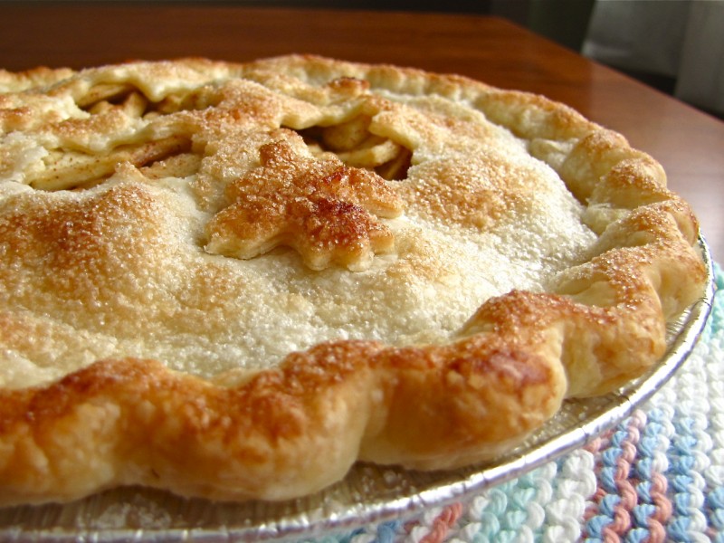 grandmas old fashioned apple pie easy secret recipe dessert apples cinammon nutmeg crust