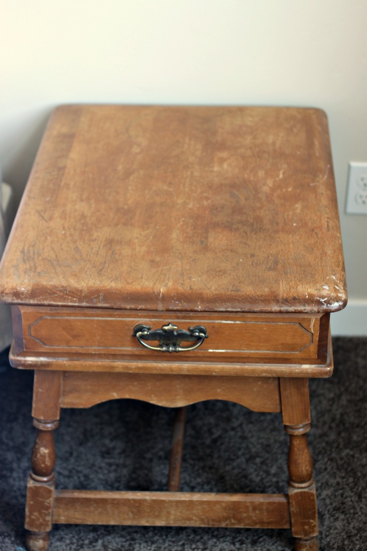 Make Wooden Furniture Look New with Oil and Vinegar! Here's How