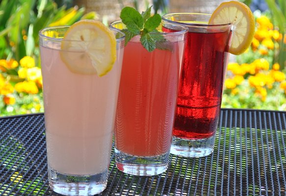 homemade iced tea black green healthy sugar antioxidants