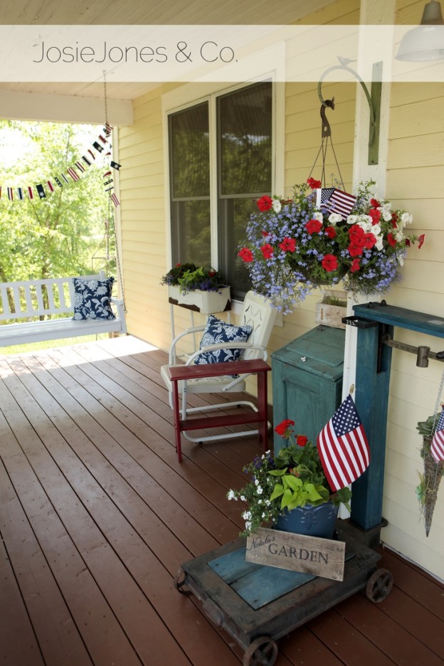 Celebrate Independance Day With These Patriotic Porch Decor Ideas Better Housekeeper