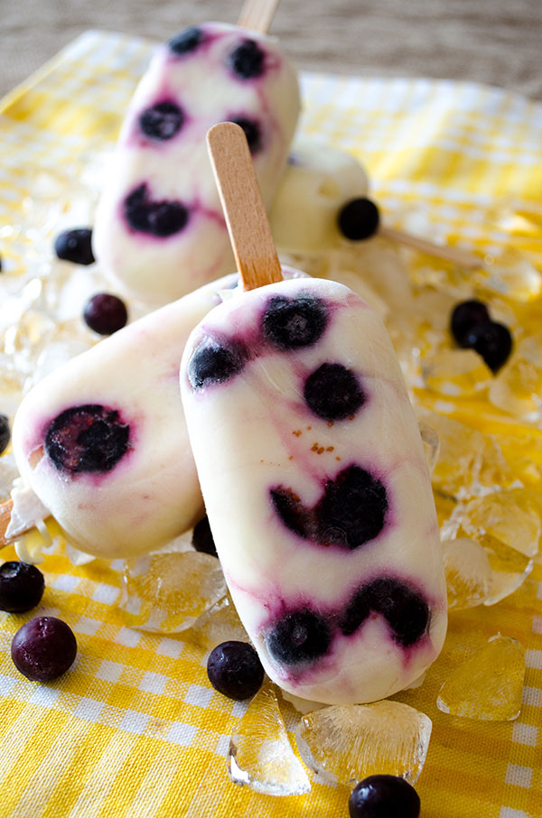 Skinny Greek Yogurt Blueberry Popsicles Make The Most Perfect Summer