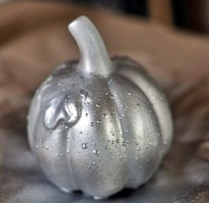 Make These Faux Mercury Glass Pumpkins Using Dollar Store Finds ...