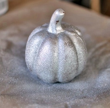 Make These Faux Mercury Glass Pumpkins Using Dollar Store Finds!7