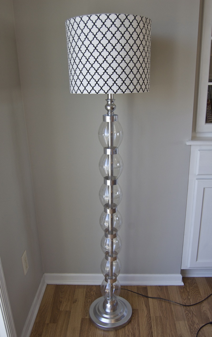 Glam on a Budget! DIY Stacked Glass Ball Bauble Lamp coke bottles plastic spray paint cheap DIY1