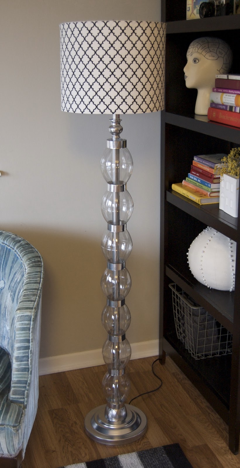 Glam on a Budget! DIY Stacked Glass Ball Bauble Lamp coke bottles plastic spray paint cheap DIY11