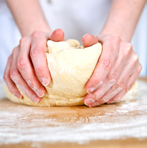 How to Make Pizza Dough for Beginners2