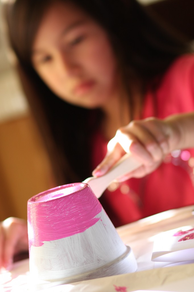 Make This Terracotta Pot Gumball Machine With Your Kids This Valentine's Day!3