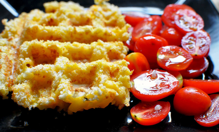 10 Different Ways You Can Use Your Waffle Iron - It's Not Just for Waffles Anymore! cheeseburgers brownies eggs sandwiches pizza pretzels hot dogs easy fast kids dorm cooking10