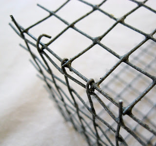 DIY: These Adorable Shabby Chic Wire Baskets are So Easy to Make, and They're Budget-Friendly!6