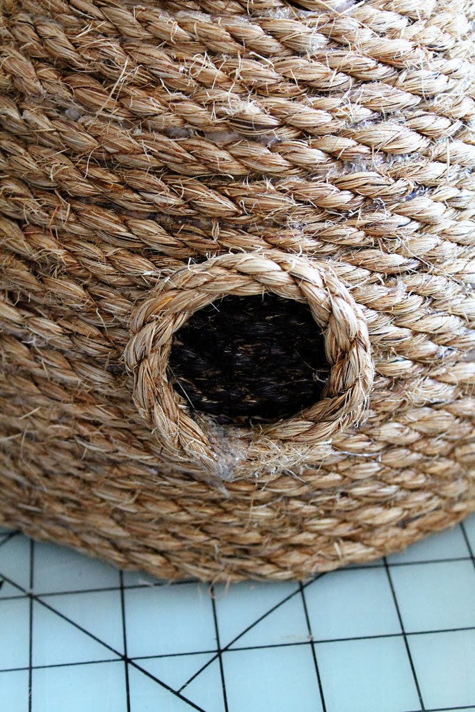 DIY: Make this Super Cute Beehive for Your Front Porch for Under $10! summer patio decor ideas spring beehive bbq pinterest project glue gun cheap budget rustic country rope twine easy8