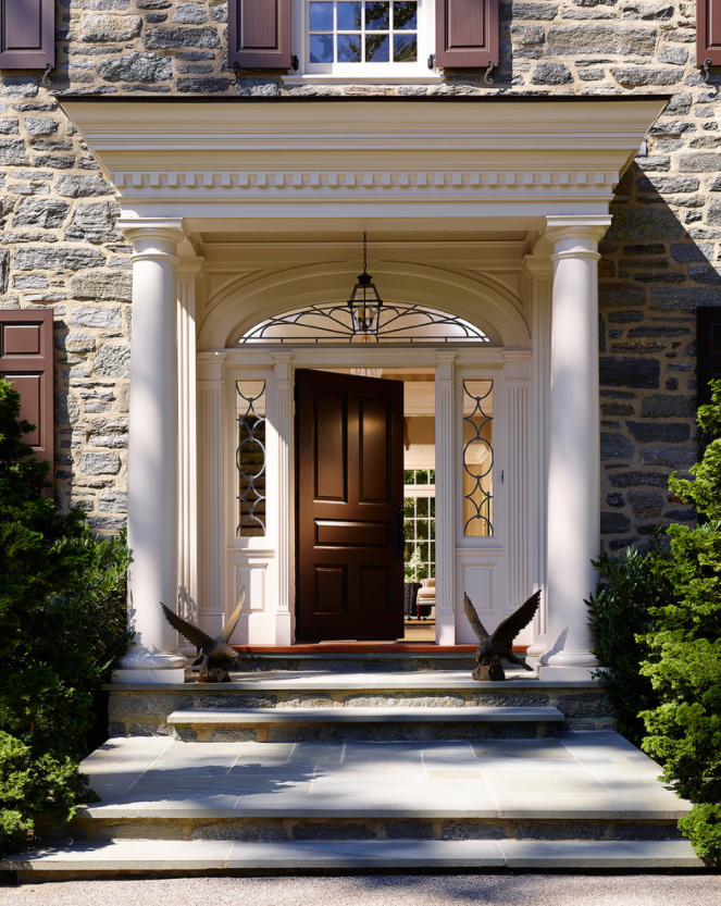 classic-traditional-home-entrance-decorating-ideas