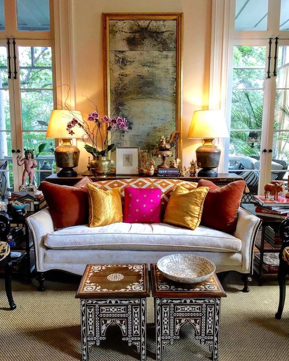 decorating with antiques in the living room