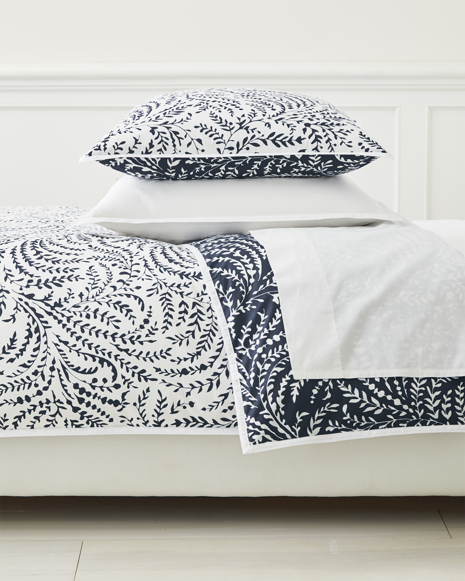 In The Spotlight Serena And Lily S Laid Back And Luxe Duvet