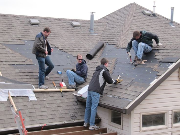 repairing your roof when moving in tips