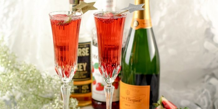 Christmas Champagne Drinks - Holiday Champagne Cocktails ...