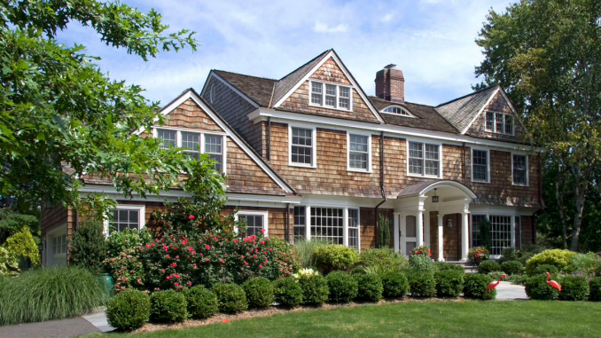 beautiful home green lawn grass