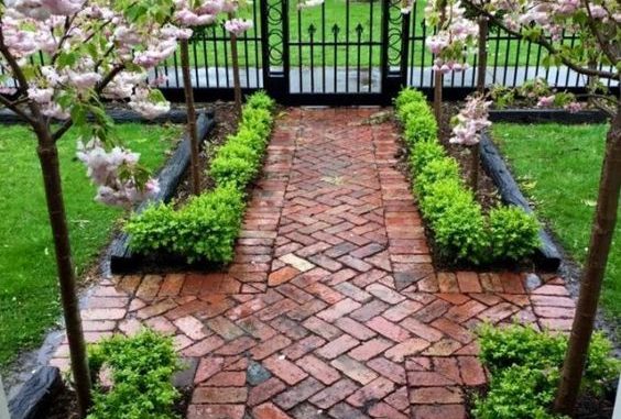 easy landscaping ideas brick walkway