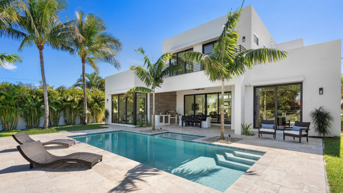 beautiful pool coping design backyard