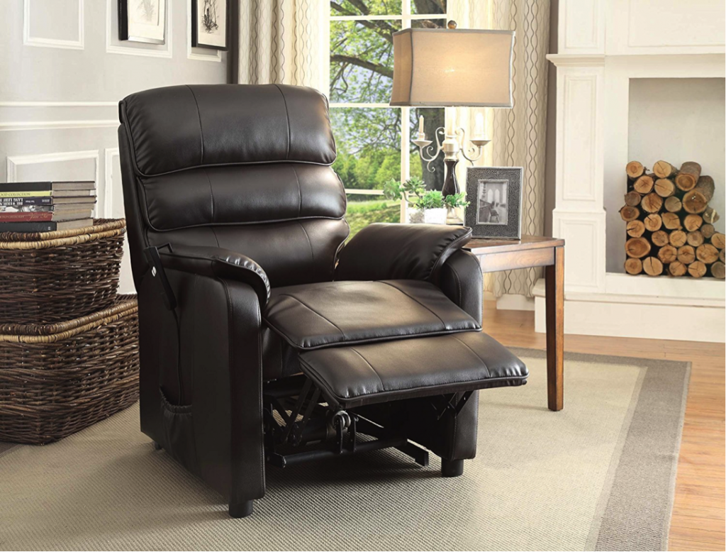 What are the Benefits of Using Recliners? Better HouseKeeper