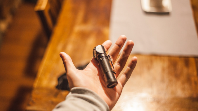 buying a flashlight for your home how to choose the right one