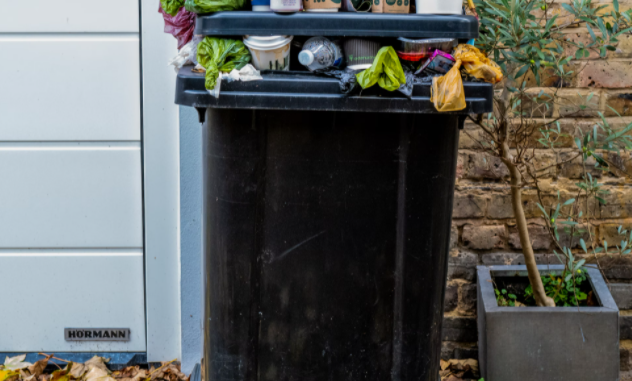 disposing waste in your home how to recycle the easy way garbage disposal