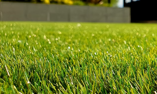 installing fake grass artificial grass 2